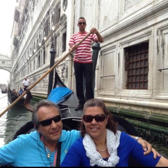 Meet your Posher, Carlos - Picture 1 of 1